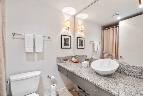 Photo 8 at 723 - 36 Blue Jays Way, Waterfront Communities C1, Toronto