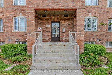 Photo 10 at 5 - 149 Isaac Devins Boulevard, Pelmo Park W5, Toronto