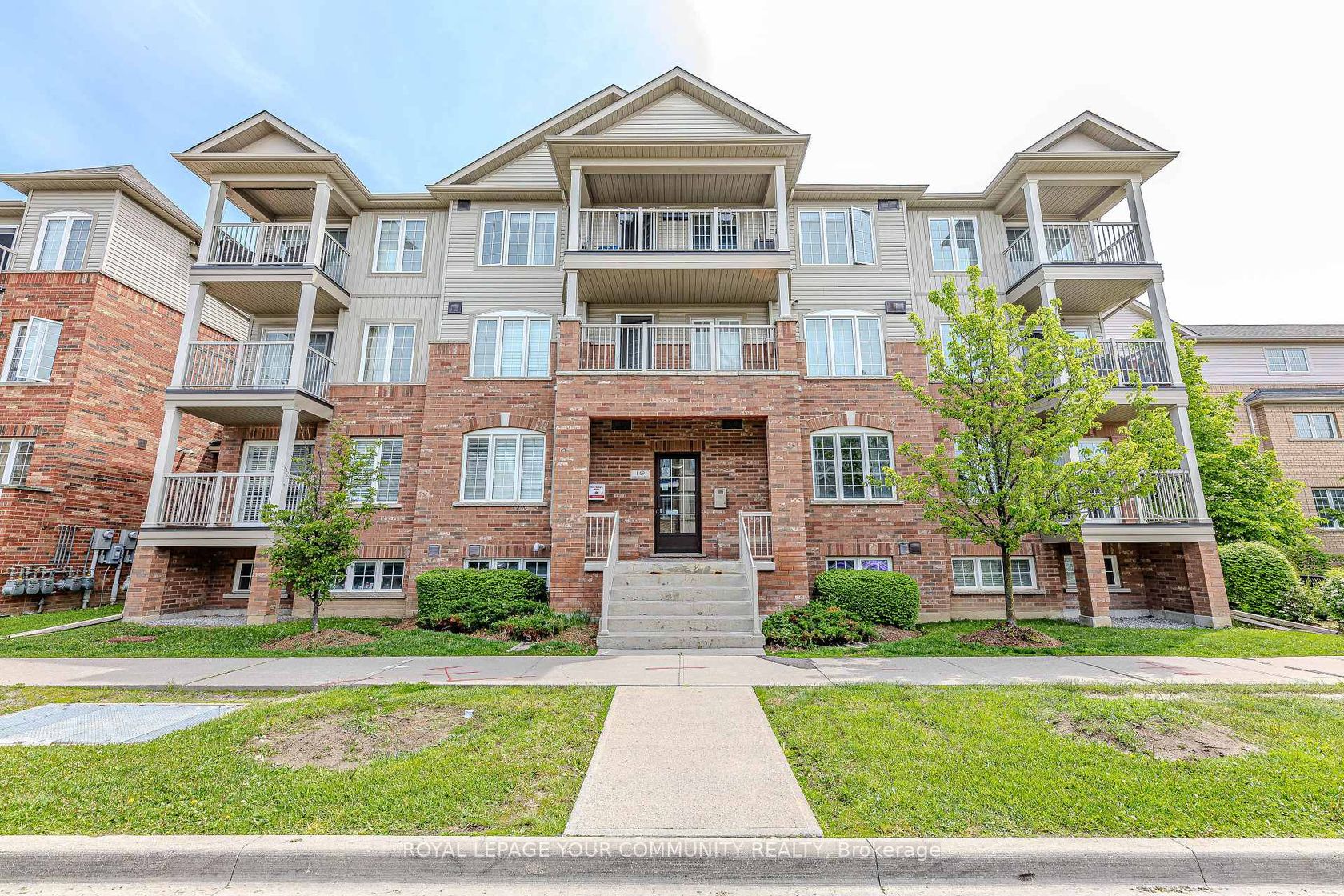5 - 149 Isaac Devins Boulevard, Pelmo Park W5, Toronto 