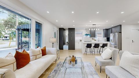 Photo 8 at 81 Sedgemount Drive, Woburn, Toronto