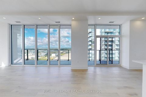 Photo 8 at LPH106 - 8960 Jane Street, Concord, Vaughan
