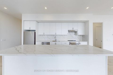 Photo 10 at LPH106 - 8960 Jane Street, Concord, Vaughan