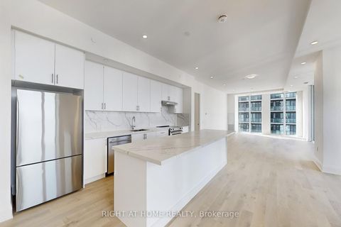 Photo 14 at LPH106 - 8960 Jane Street, Concord, Vaughan