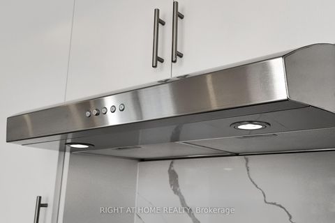 Photo 19 at LPH106 - 8960 Jane Street, Concord, Vaughan
