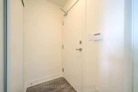 Photo 3 at 1601 - 180 Fairview Mall Drive, Don Valley Village, Toronto Photo 3 at 1601 - 180 Fairview Mall Drive, Don Valley Village, Toronto