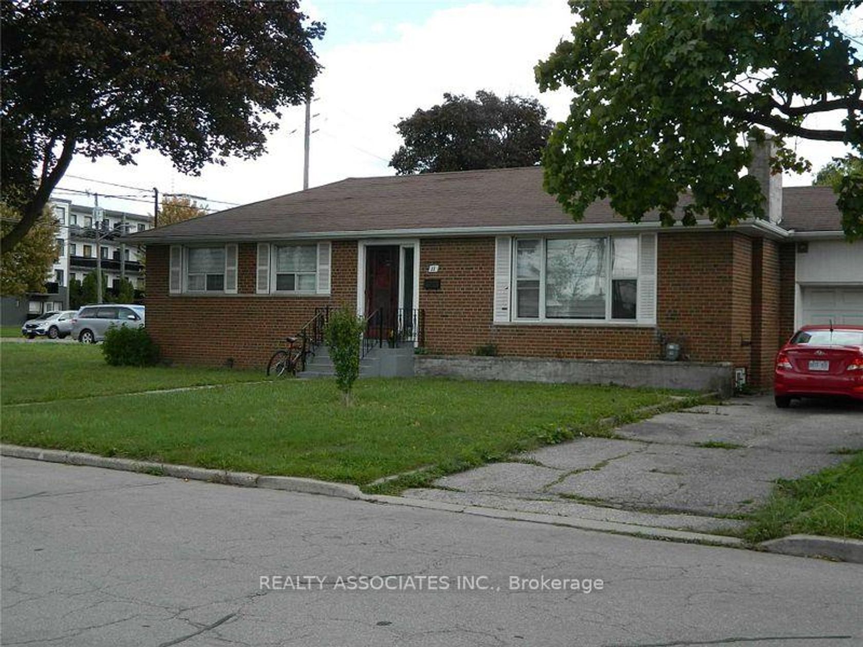 11 Muirkirk Road, Willowdale West, Toronto 