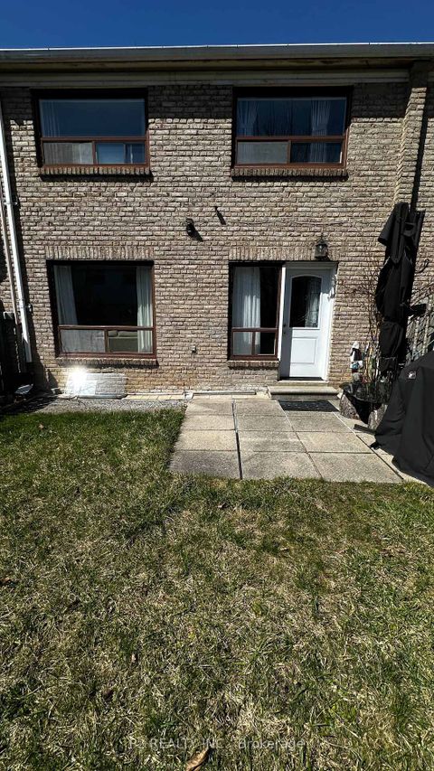 Photo 15 at 22 - 25 Gosford Boulevard, Black Creek, Toronto