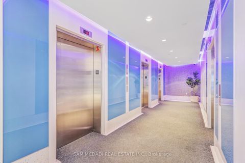Photo 3 at 332 - 600 Fleet Street, Niagara, Toronto