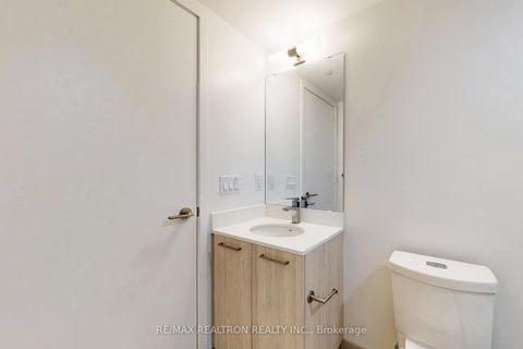 Photo 33 at 1702 - 65 Mutual Street, Yonge Corridor, Toronto Photo 33 at 1702 - 65 Mutual Street, Yonge Corridor, Toronto