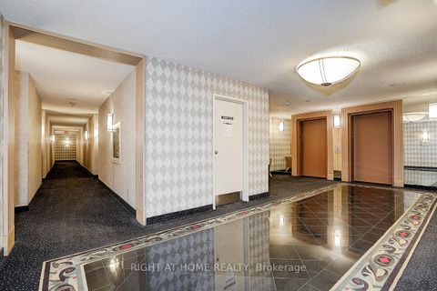 Photo 11 at 718 - 222 The Esplanade, Waterfront Communities C8, Toronto
