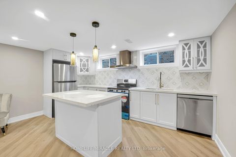 Photo 27 at 125 Elmcrest Road, West Deane, Toronto