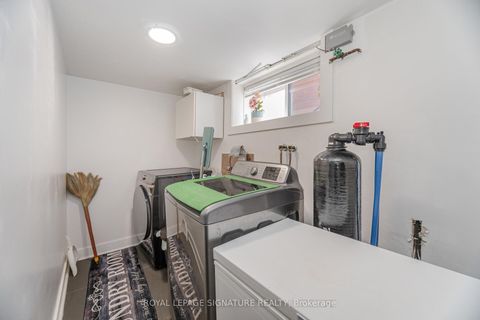 Photo 41 at 25 Handel Street, Smythe, Toronto