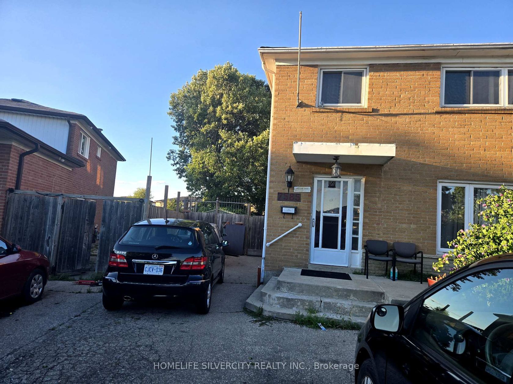 7585 Wrenwood Crescent, Malton, Mississauga 