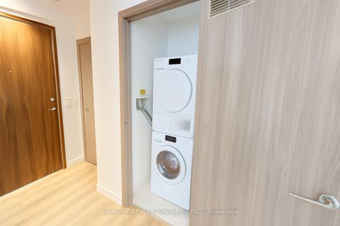 Photo 5 at 1208 - 95 Mcmahon Drive, Bayview Village, Toronto