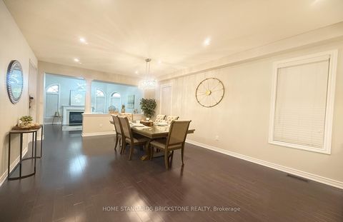 Photo 1 at 2465 Quetico Crescent, WM Westmount, Oakville