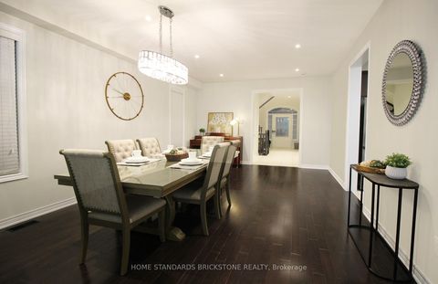 Photo 4 at 2465 Quetico Crescent, WM Westmount, Oakville
