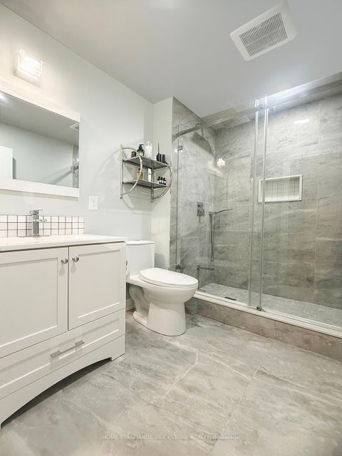 Photo 15 at 2465 Quetico Crescent, WM Westmount, Oakville