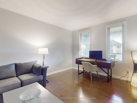 Photo 4 at 81 Garden Avenue, South Richvale, Richmond Hill