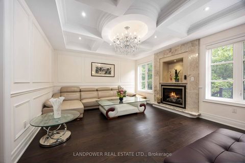 Photo 5 at 71 Meadowsweet Lane, Oak Ridges Lake Wilcox, Richmond Hill