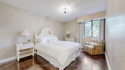 Photo 16 at 404 - 1200 Bridletowne Circle, L'Amoreaux, Toronto