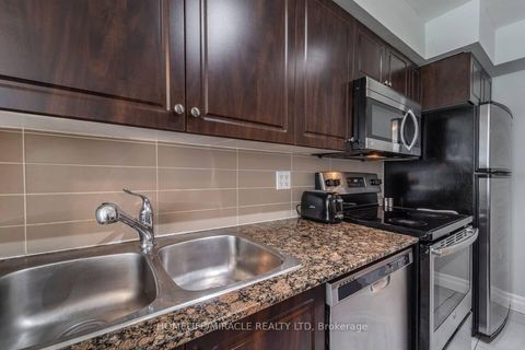 Photo 2 at 502 - 215 Fort York Boulevard, Waterfront Communities C1, Toronto