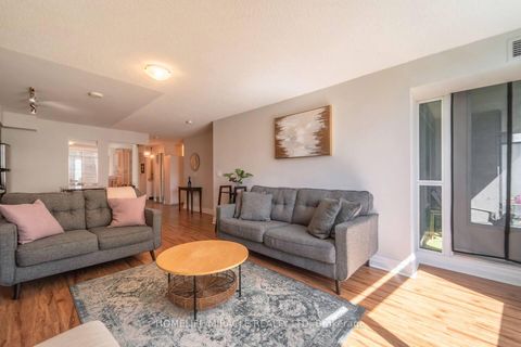 Photo 9 at 502 - 215 Fort York Boulevard, Waterfront Communities C1, Toronto