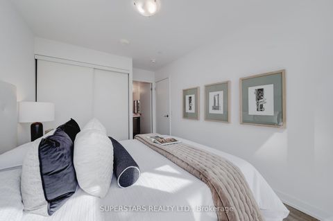 Photo 10 at 702 - 125 Redpath Avenue, Mount Pleasant West, Toronto
