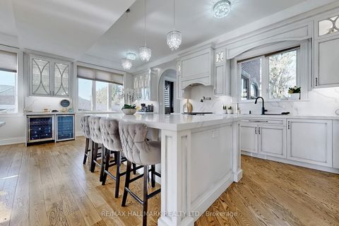 Photo 11 at 83 Hambly Avenue, King City, King