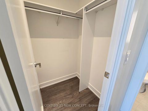 Photo 5 at 1033 - 5 Mabelle Avenue, City Centre West, Toronto