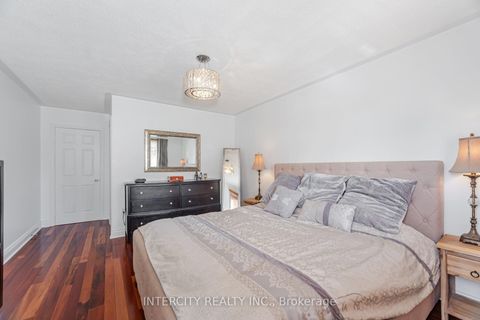 Photo 25 at 167 Terra Road, East Woodbridge, Vaughan