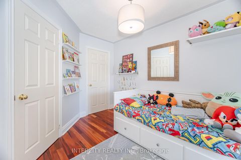 Photo 32 at 167 Terra Road, East Woodbridge, Vaughan