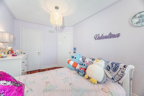 Photo 34 at 167 Terra Road, East Woodbridge, Vaughan