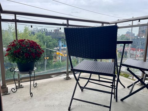 Photo 12 at 409 - 2495 Dundas Street W, High Park North, Toronto