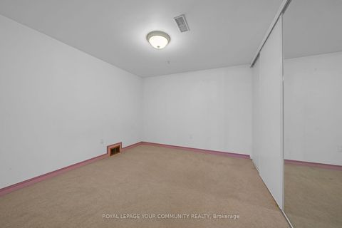 Photo 16 at 9 Theresa Avenue, Newtonbrook West, Toronto