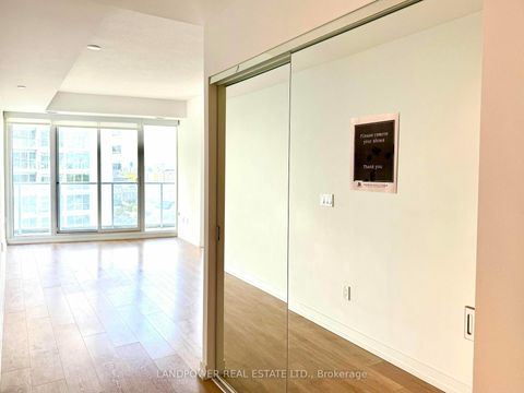 Photo 3 at 3502 - 115 McMahon Drive, Bayview Village, Toronto