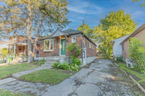 Photo 2 at 142 Symons Street, Mimico, Toronto