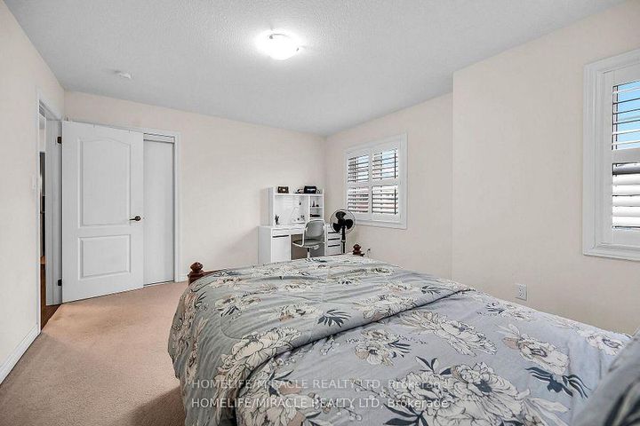 Photo 19 at 3 Aldgate Avenue, Stoney Creek Mountain, Hamilton