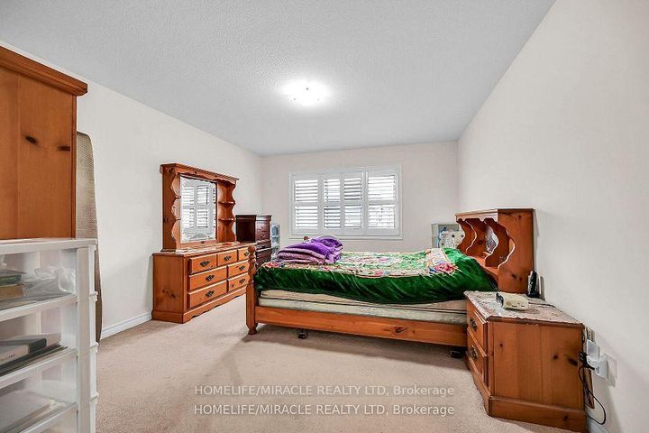 Photo 22 at 3 Aldgate Avenue, Stoney Creek Mountain, Hamilton