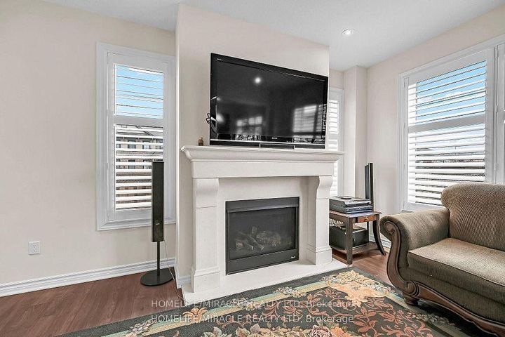 Photo 29 at 3 Aldgate Avenue, Stoney Creek Mountain, Hamilton