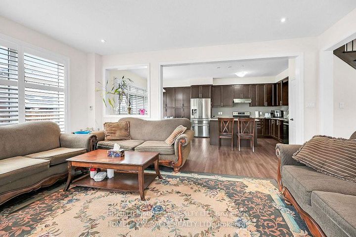 Photo 37 at 3 Aldgate Avenue, Stoney Creek Mountain, Hamilton