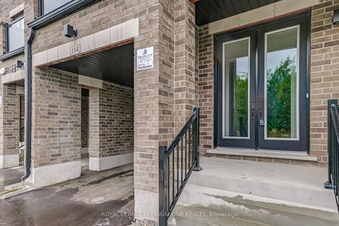 Photo 5 at 114 Thule Street N, Vellore Village, Vaughan