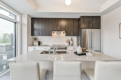 Photo 21 at 114 Thule Street N, Vellore Village, Vaughan