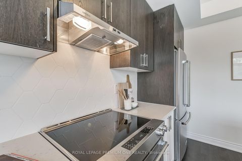 Photo 25 at 114 Thule Street N, Vellore Village, Vaughan
