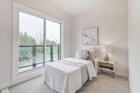 Photo 41 at 114 Thule Street N, Vellore Village, Vaughan