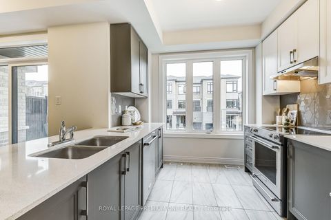 Photo 21 at 67 TENNANT Circle, Vellore Village, Vaughan