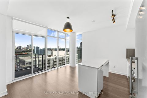 Photo 2 at 1704 - 105 George Street, Moss Park, Toronto