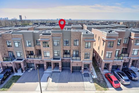 Photo 44 at 16 Glenngarry Crescent, Rural Vaughan, Vaughan