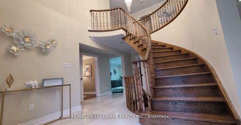 Photo 1 at 12 Clarinda Drive, Bayview Village, Toronto