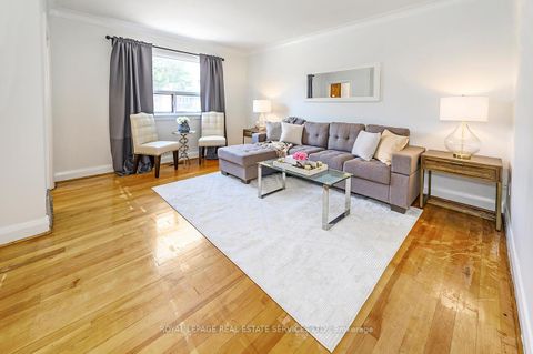 Photo 14 at 393 Glenholme Avenue, Oakwood Village, Toronto