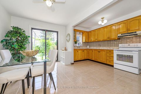 Photo 17 at 393 Glenholme Avenue, Oakwood Village, Toronto